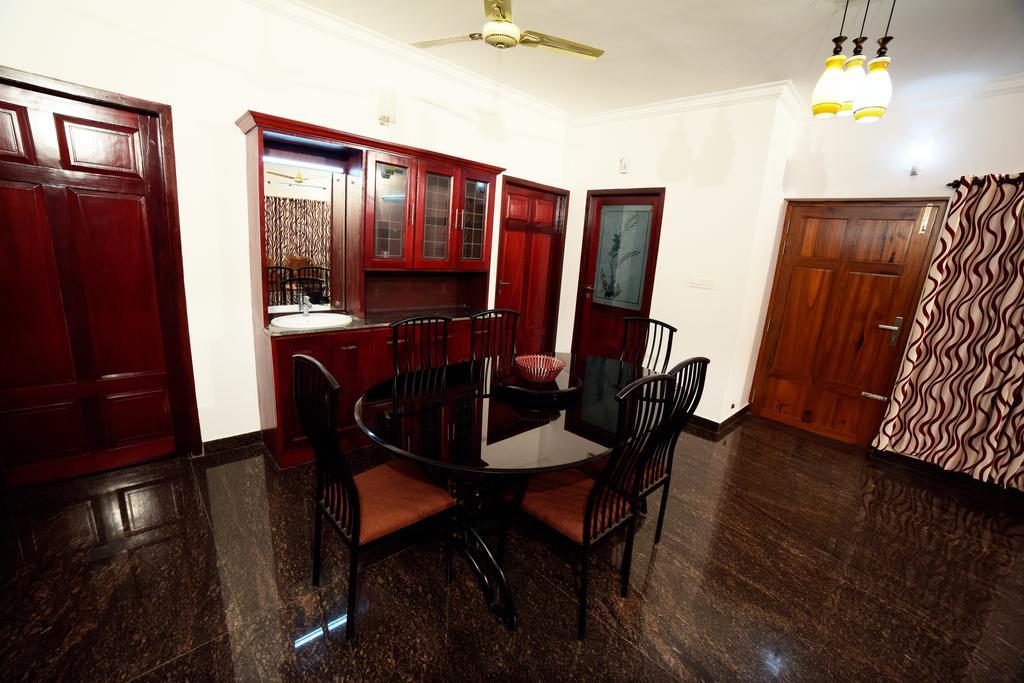 Beersheba Three Bed Room A/C Apartments Thiruvananthapuram Esterno foto