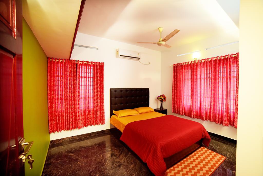 Beersheba Three Bed Room A/C Apartments Thiruvananthapuram Esterno foto