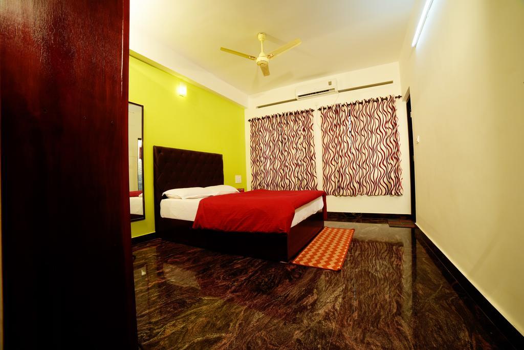 Beersheba Three Bed Room A/C Apartments Thiruvananthapuram Esterno foto