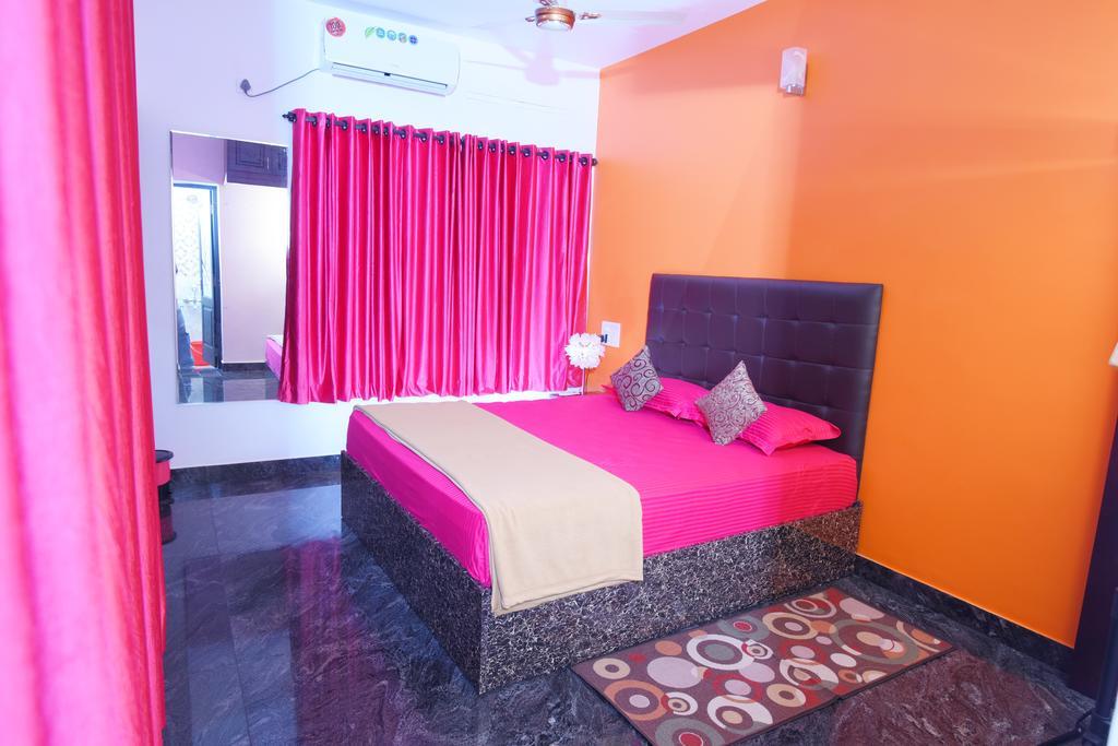 Beersheba Three Bed Room A/C Apartments Thiruvananthapuram Esterno foto