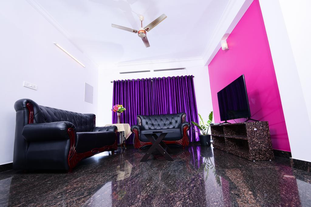 Beersheba Three Bed Room A/C Apartments Thiruvananthapuram Esterno foto