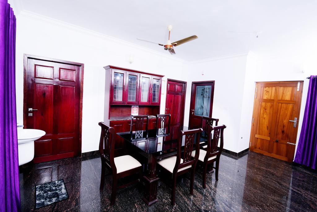 Beersheba Three Bed Room A/C Apartments Thiruvananthapuram Esterno foto