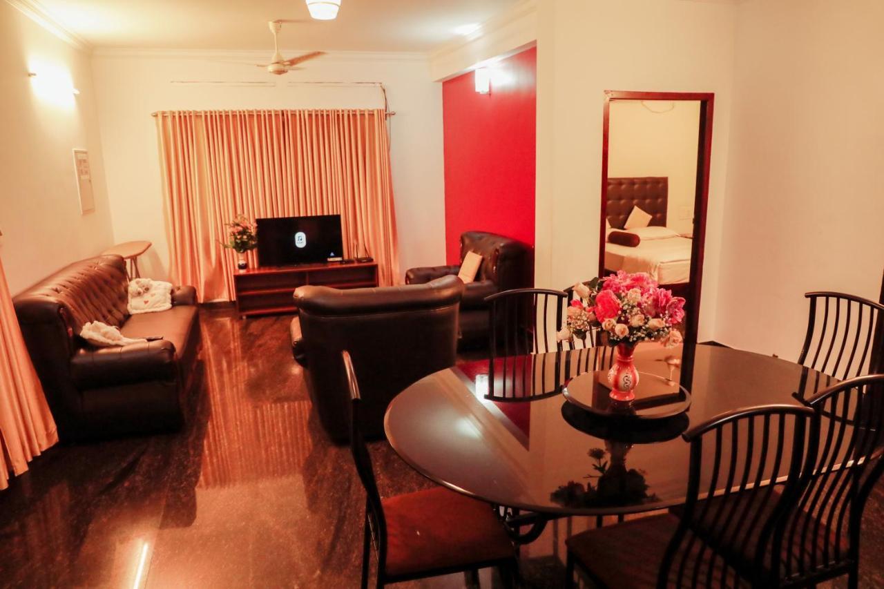 Beersheba Three Bed Room A/C Apartments Thiruvananthapuram Esterno foto