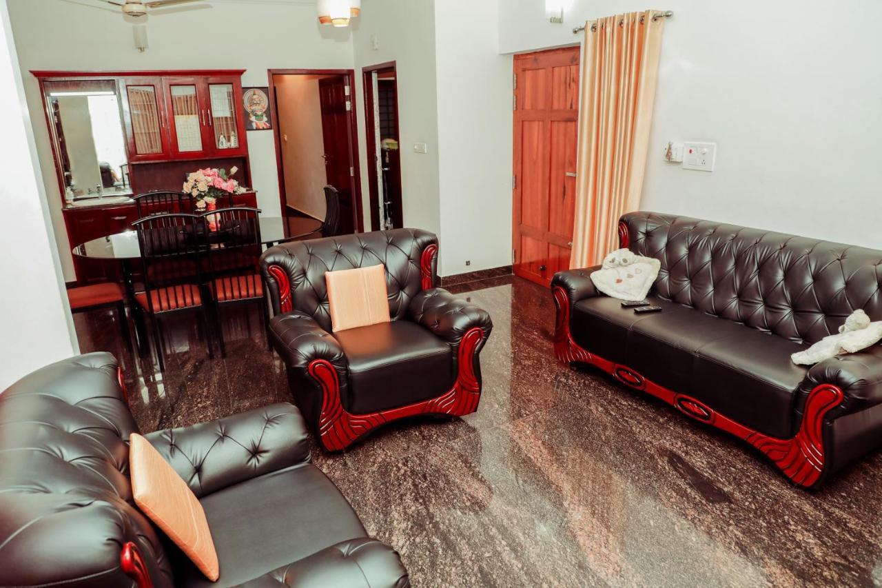 Beersheba Three Bed Room A/C Apartments Thiruvananthapuram Esterno foto