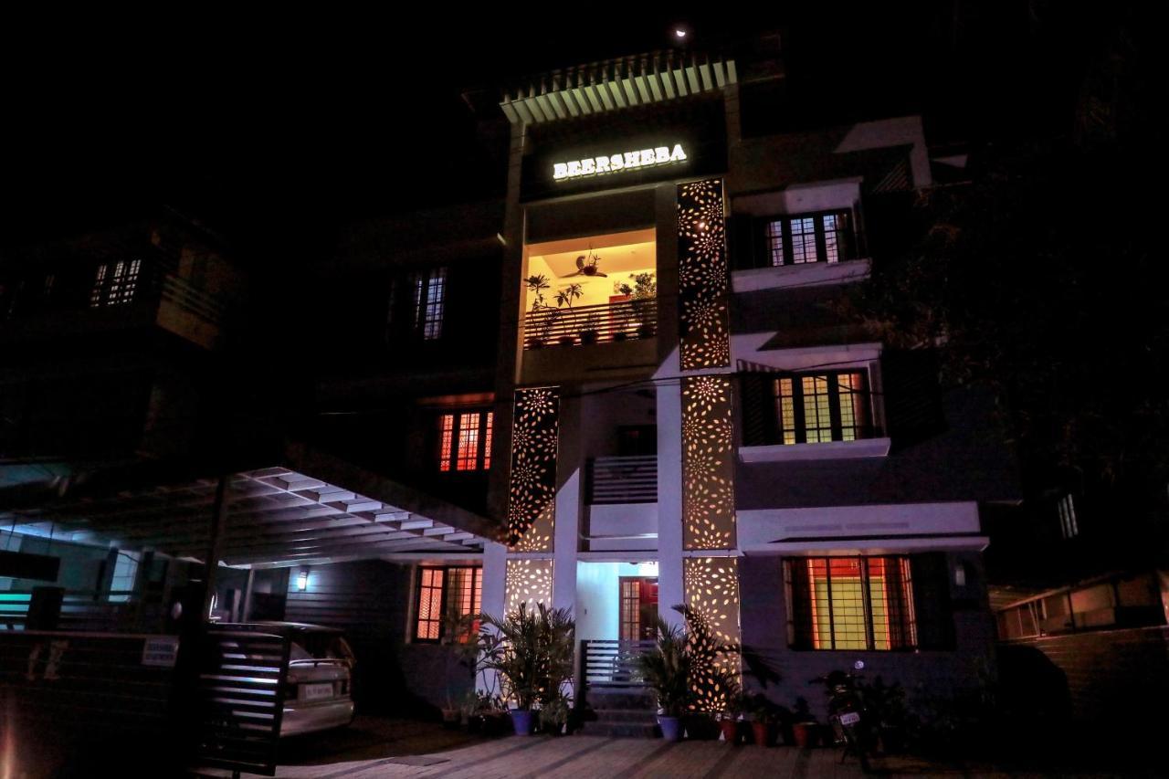 Beersheba Three Bed Room A/C Apartments Thiruvananthapuram Esterno foto