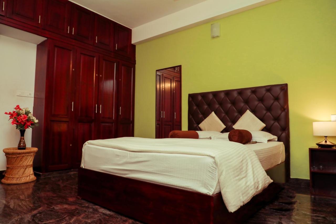 Beersheba Three Bed Room A/C Apartments Thiruvananthapuram Esterno foto