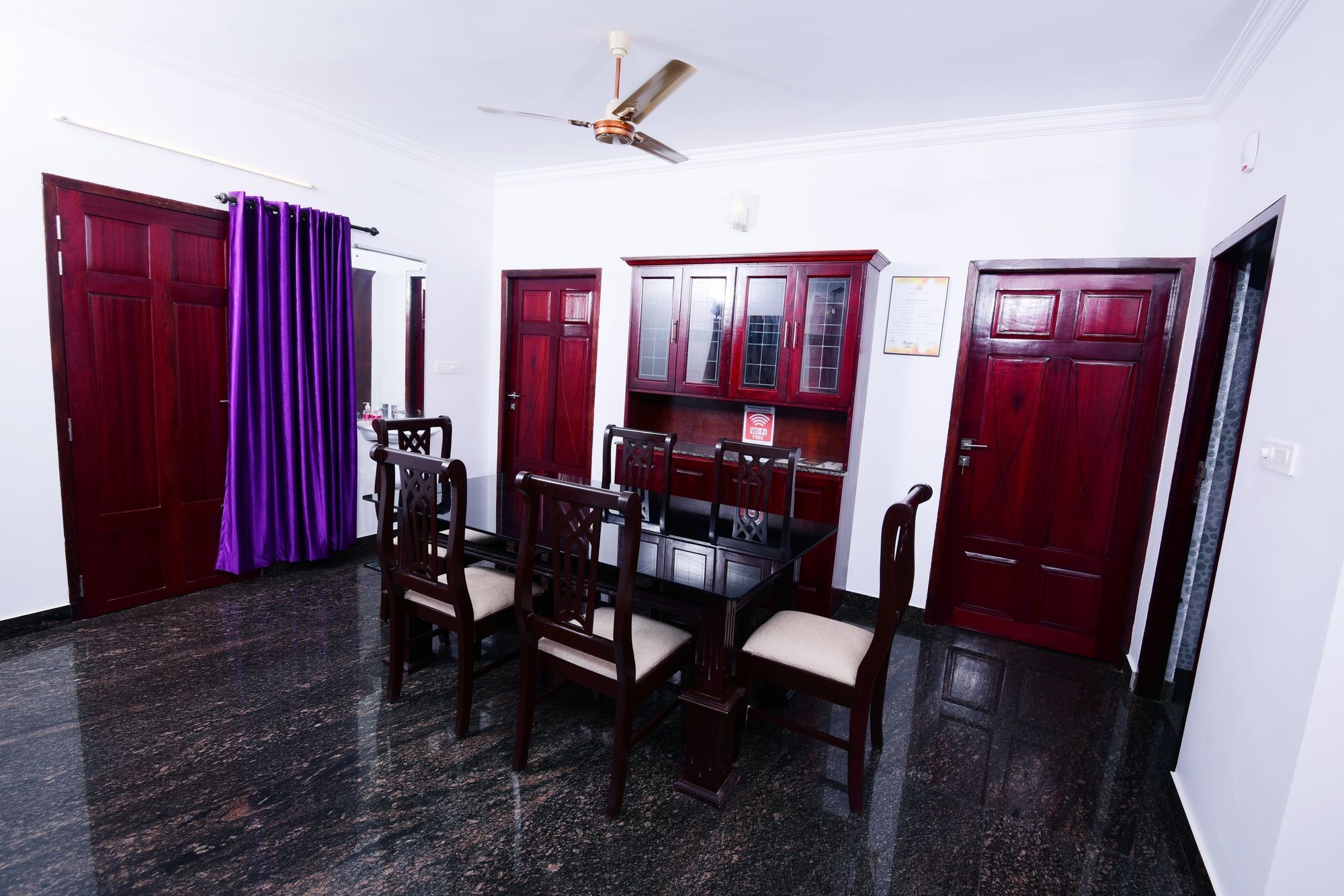 Beersheba Three Bed Room A/C Apartments Thiruvananthapuram Esterno foto